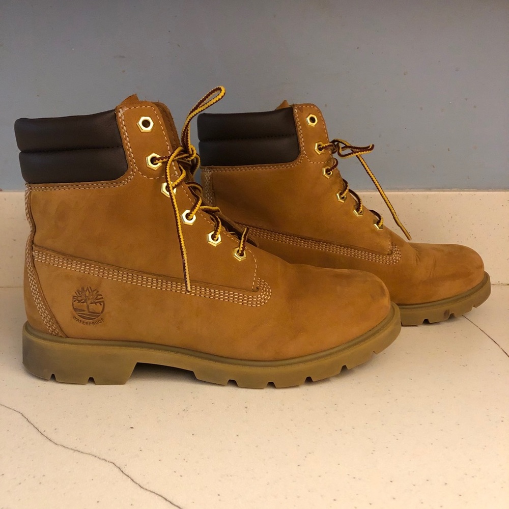 Timberland Boots Women’s 7.5